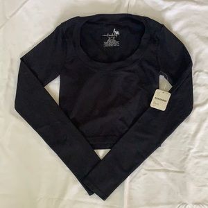 NWT Free People long sleeve crop top